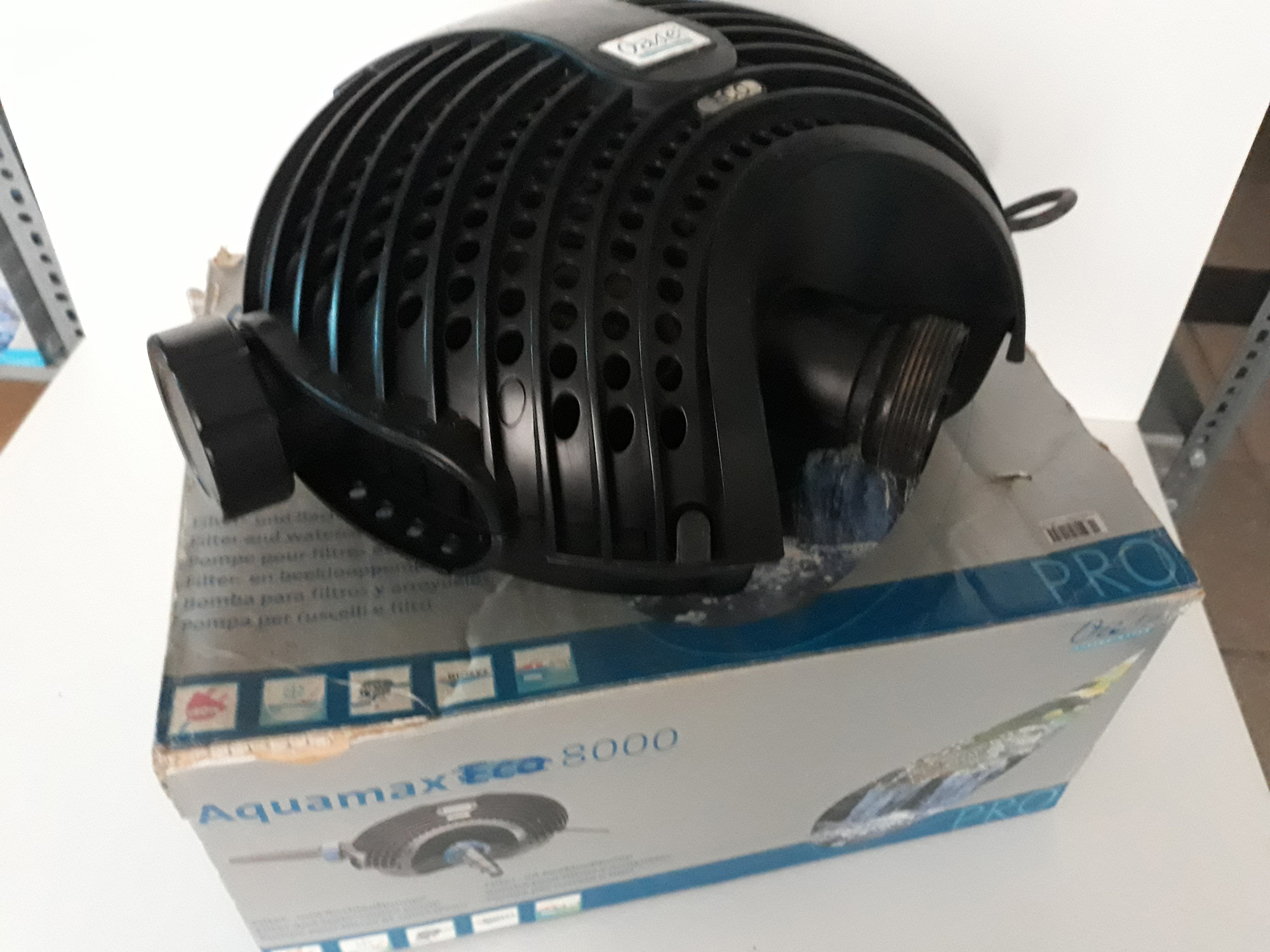 Használt Oase Aquamax Eco 8000 Használt Oase Aquamax Eco 8000