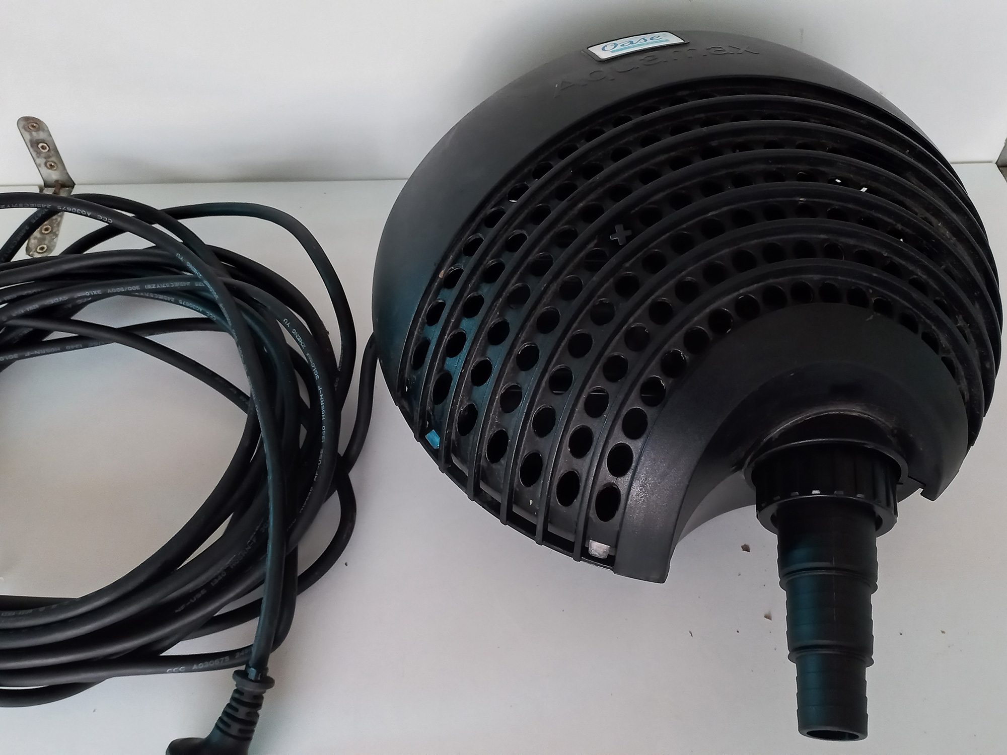 Használt Oase Aquamax Eco 8500 kerti tó szivattyú Használt Oase Aquamax Eco 8500 kerti tó szivattyú